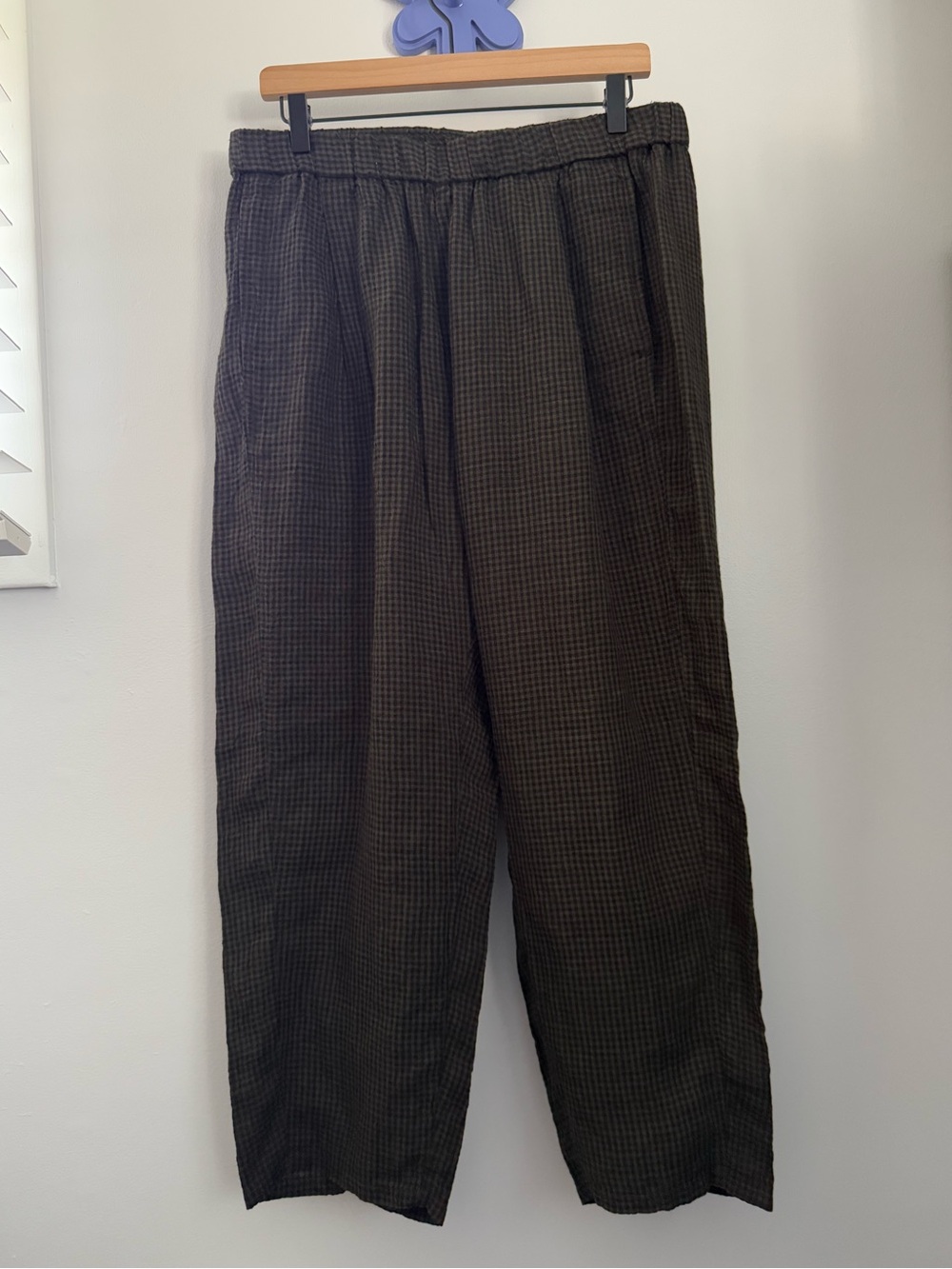Eileen Fisher Large Puckered Organic Linen Tapered Pants Olive Green Black Plaid